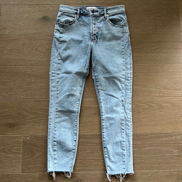 Abercrombie & Fitch Denim - Abercrombie and Fitch The Super Skinny Ankle High Rise size 28/6S